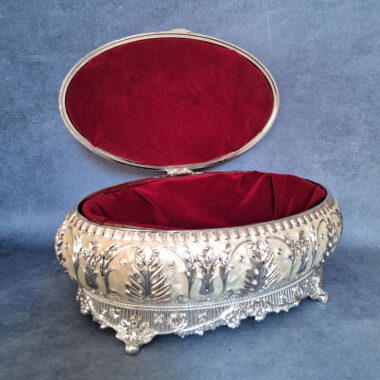 Oval Shape Big Box