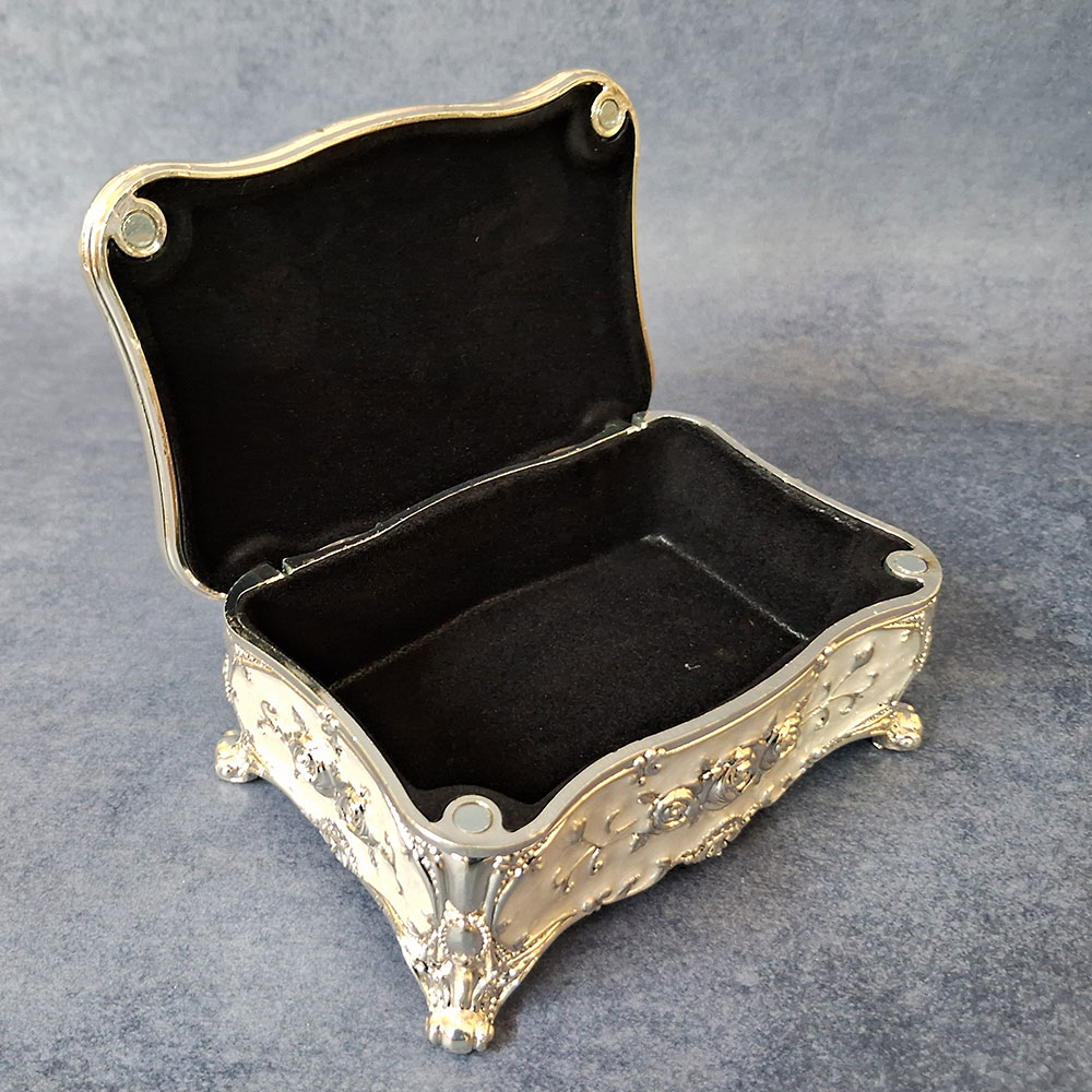 SQUARE-RING-BOX4