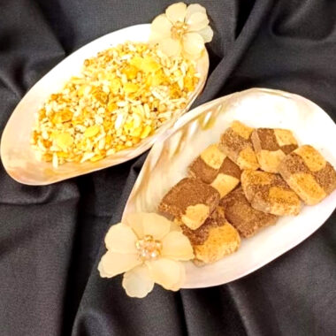 Designer Platter Decorative Mother of Pearl Shell Shape Set of 2